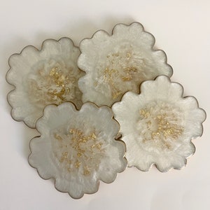White Resin Flower Coasters with gold rim, handmade resin coasters, home decor, purpose home studio